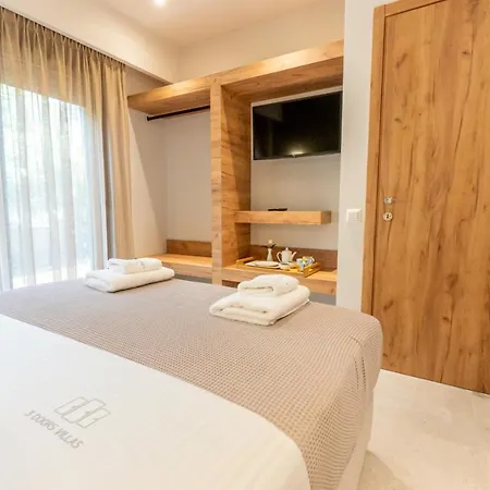 3 Doors Villas Nea Iraklitsa Exterior photo