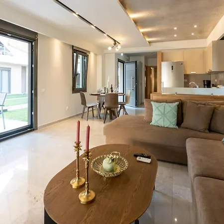3 Doors Villas Nea Iraklitsa Exterior photo
