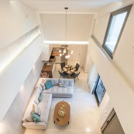 3 Doors Villas Nea Iraklitsa Exterior photo