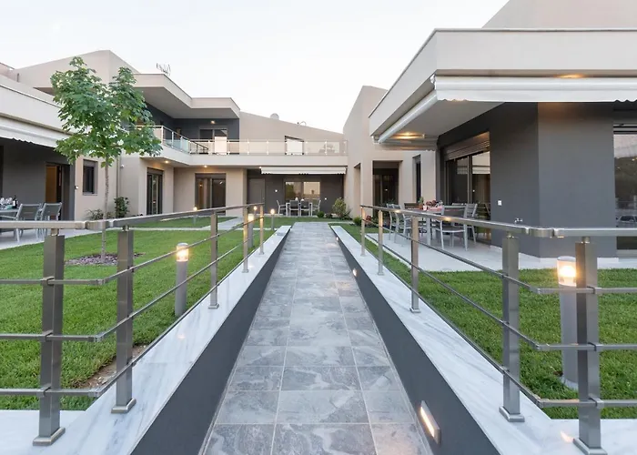 3 Doors Villas